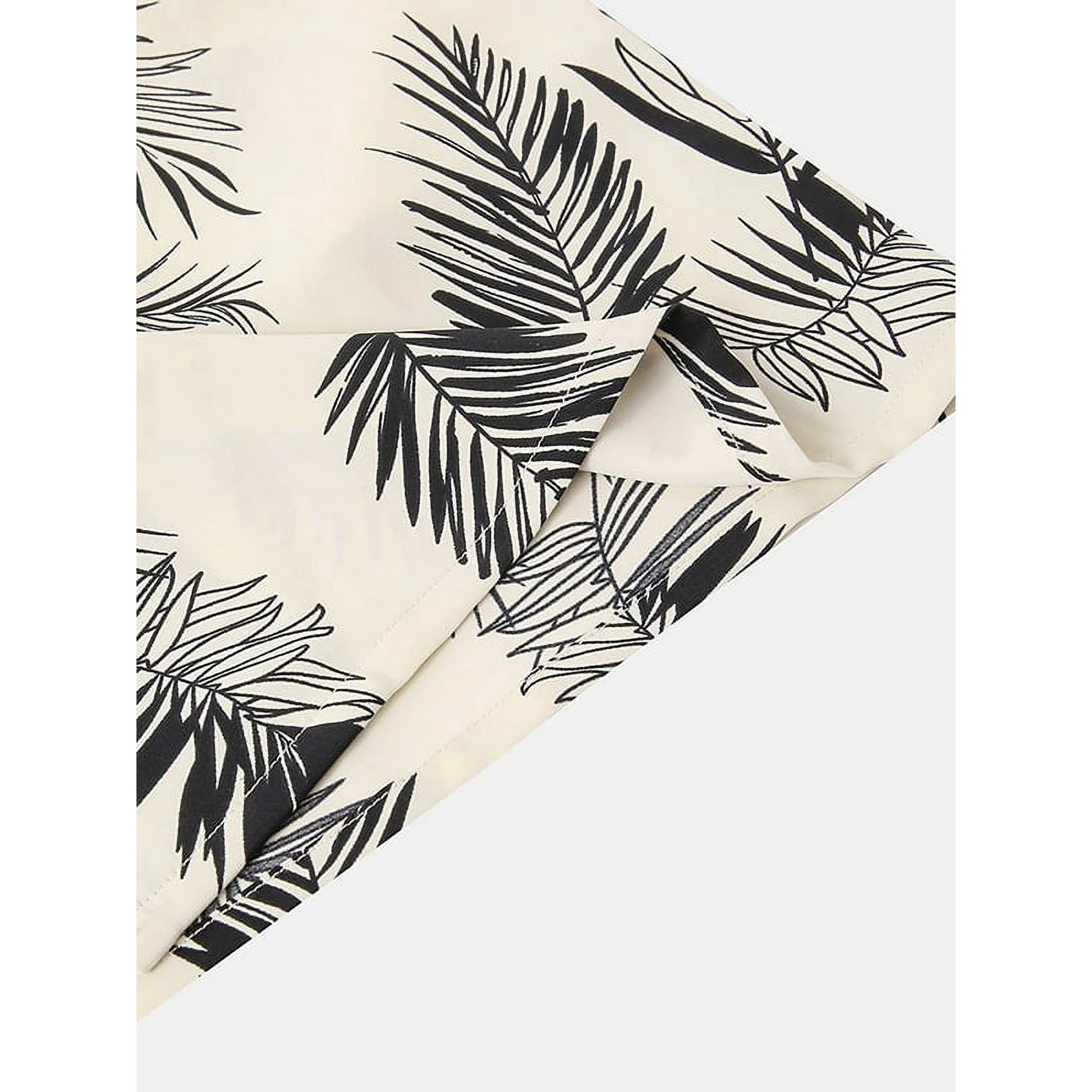 WHITE BLACK LEAF MENS SHIRT .