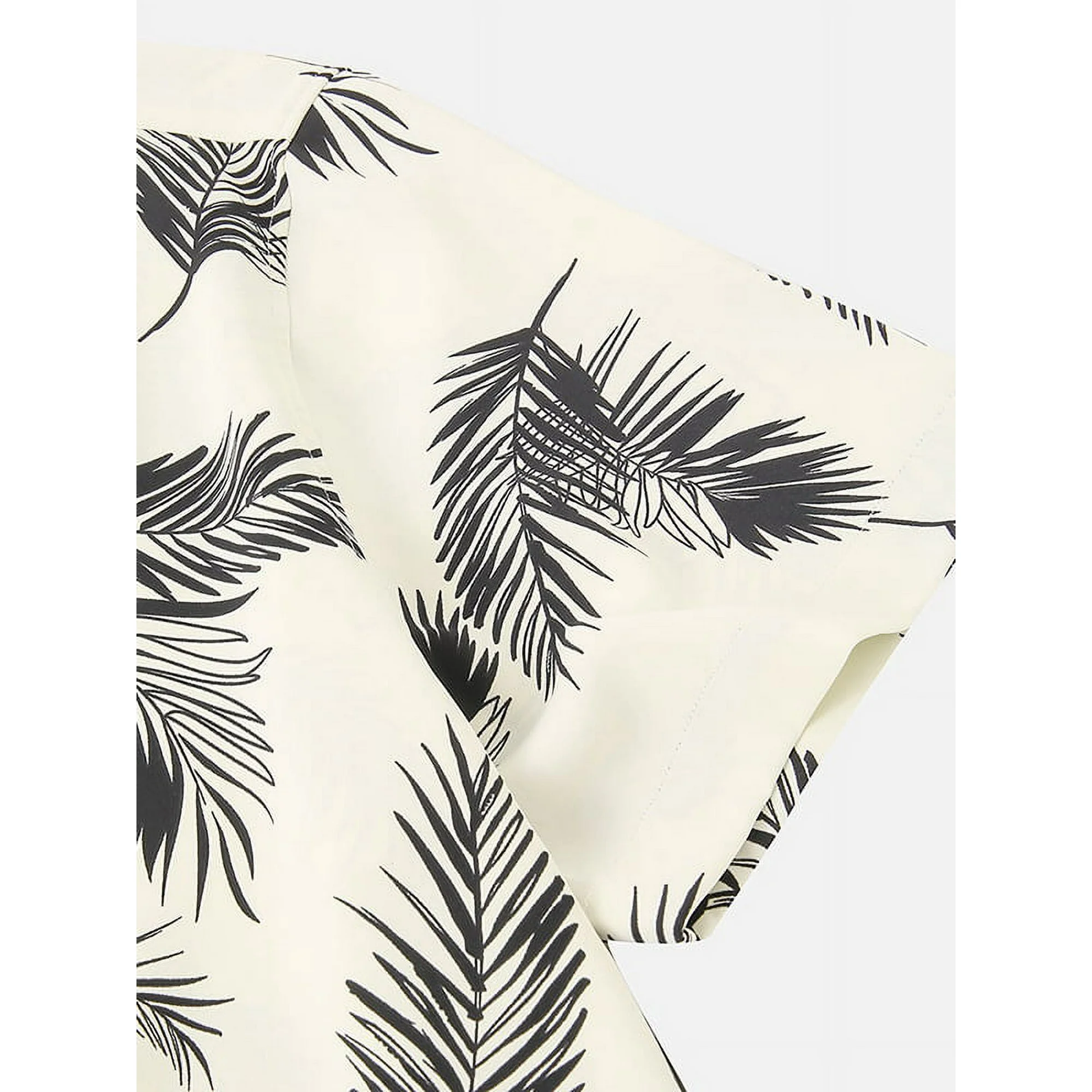 WHITE BLACK LEAF MENS SHIRT .