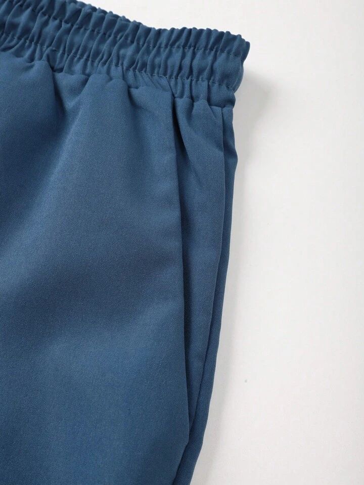 BLUE FLOWER MENS SHIRT & SHORT SET .